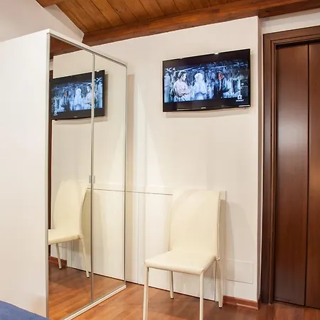 La Triscele Apartment *
